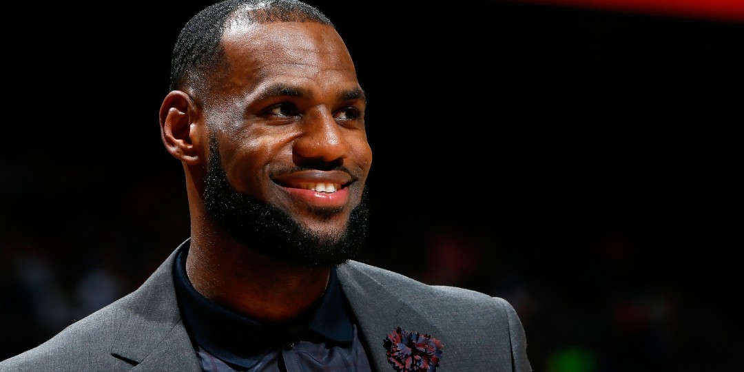 lebron-james-produces-first-ever-nba-fashion-show-for-all-star-weekend-1103070-TwoByOne